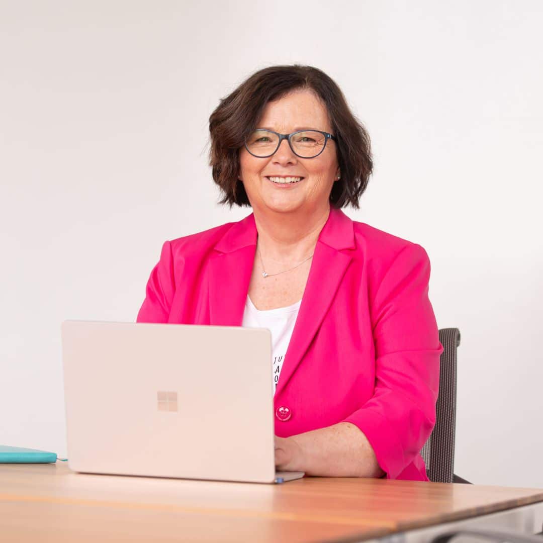 zufrieden arbeiten